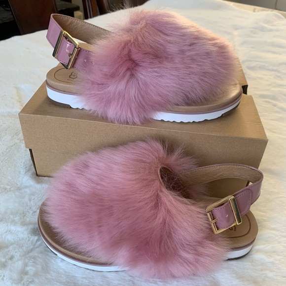 UGG Shoes - UGG HOLY FLAT SANDAL